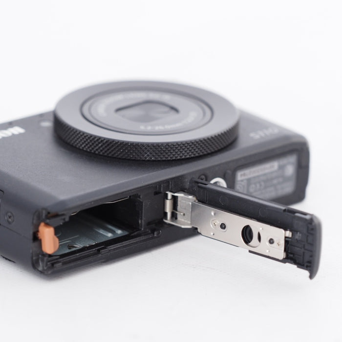 Canon キヤノン デジタルカメラ PowerShot S110 約1210万画素 F2.0 光学5倍ズーム ブラック PSS110(BK) #11775