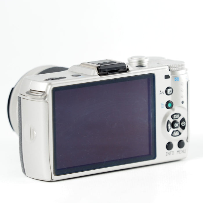 PENTAX ペンタックス ミラーレス一眼 Q7 ズームレンズキット [標準ズーム 02 STANDARD ZOOM] シルバー Q7 SILVER ZOOM LENSKIT 11522 #13996