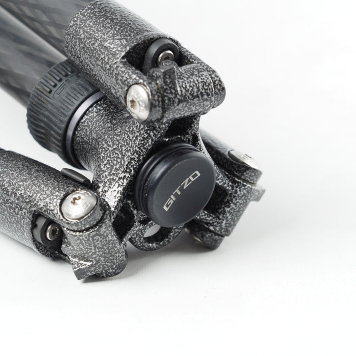 Gitzo ジッツォ GK1555T-82TQDシリーズ トラベラーキット GT1555T 5セクション三脚&雲台 GH1382TQD ヘッド付き (ブラック) #14150