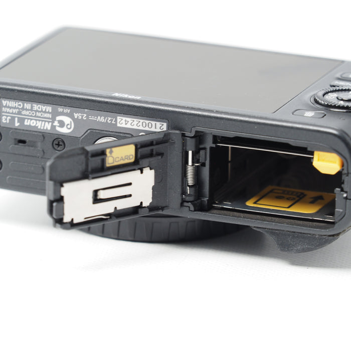 Nikon 1 J3 ボディ ブラック ミラーレス一眼レフカメラ N1J3BK #15599