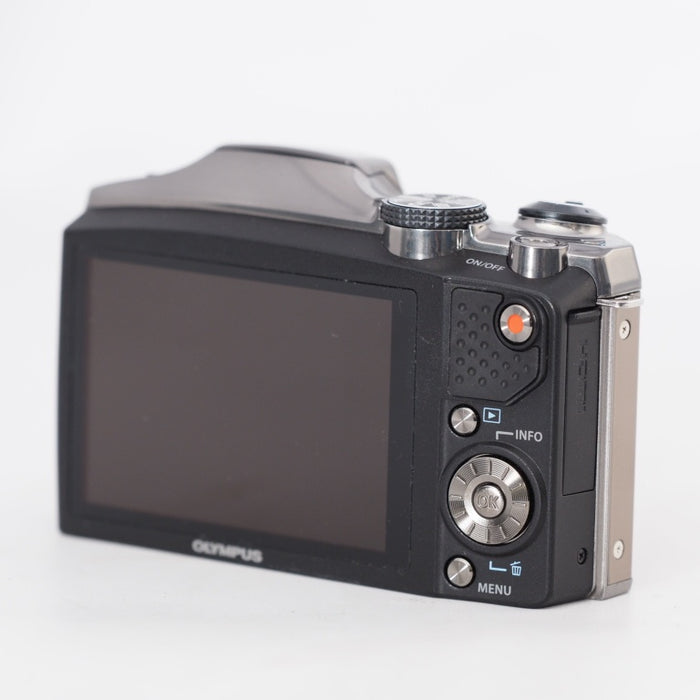 OLYMPUS デジタルカメラ SZ-31マルチレコーディング シルバー 1600万画素 裏面照射型CMOS 光学24倍ズーム DUAL IS ハイビジョンムービー 3.0型タッチパネルLCD 広角25mm 3Dフォト機能 SZ-31MR SLV #13184