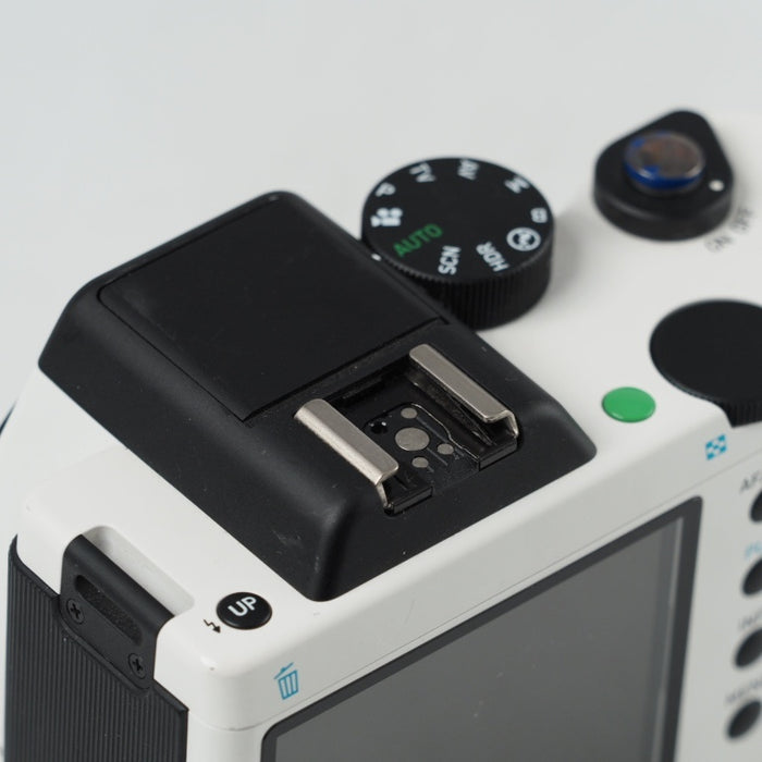 PENTAX ミラーレス一眼レフカメラ K-01 K01 ボディ ホワイト/ブラック ペンタックス K-01BODY #14407