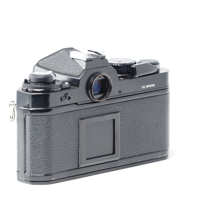 Nikon FE ブラック ボディ フィルム一眼レフ #14973
