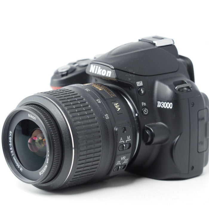 Nikon デジタル一眼レフカメラ D3000 18-55mm VR レンズキット D3000LK #15450