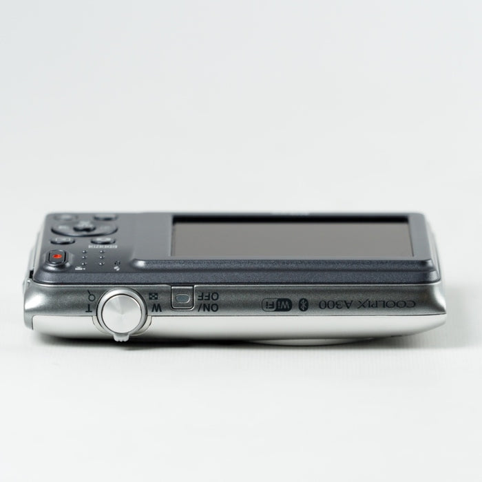 Nikon COOLPIX A300 光学8倍ズーム 2005万画素 シルバー ニコン