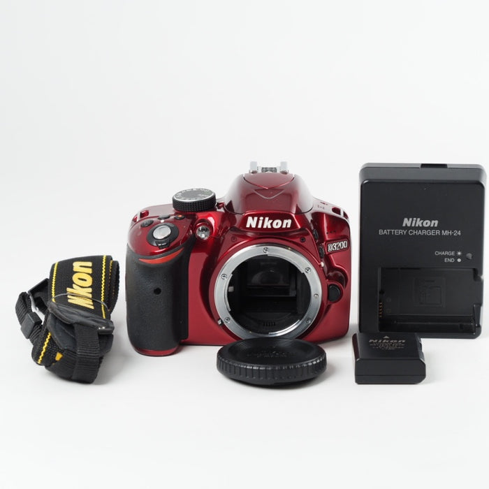 Nikon ニコン デジタル一眼レフカメラ D3200 ボディ レッド D3200RD #11299