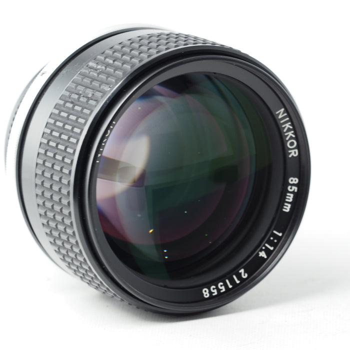 Nikon Ai-s NIKKOR 85mm F1.4 Fマウント #15926