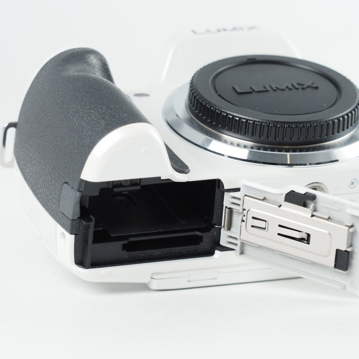 Panasonic パナソニック ミラーレス一眼カメラ LUMIX G5 ボディ 1605万画素 シェルホワイト DMC-G5-W #14030