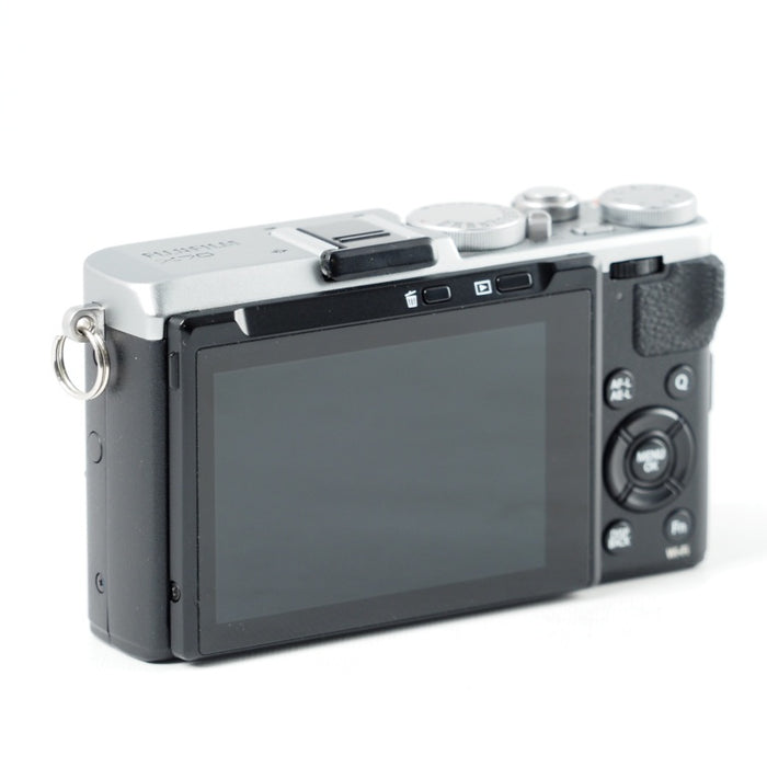 FUJIFILM 富士フイルム コンパクトデジタルカメラ X70 シルバー X70-S #14051