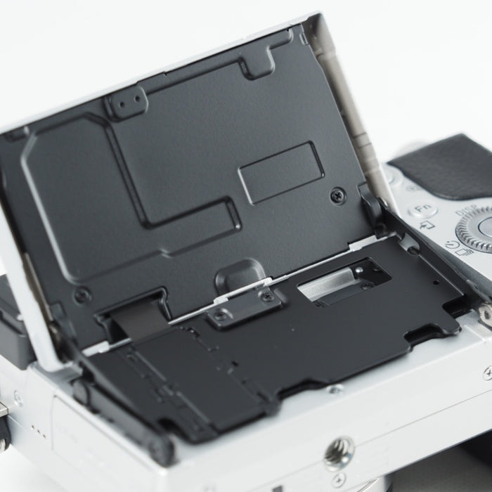 SONY ソニー APS-C ミラーレス一眼カメラ α6400 ボディ シルバー ILCE-6400 S #14072