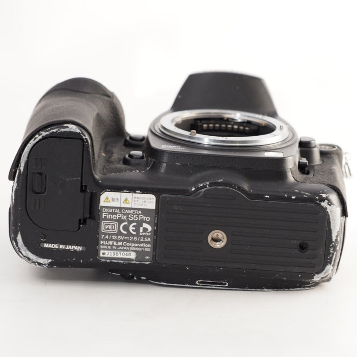 FUJIFILM フジフイルム デジタル一眼レフカメラ FinePix (ファインピックス) S5 Pro FX-S5P #13559