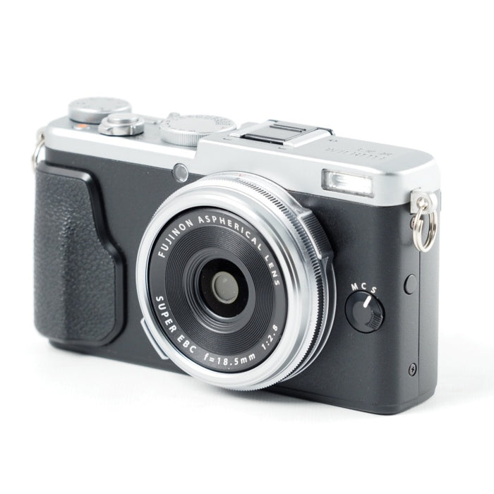 FUJIFILM 富士フイルム コンパクトデジタルカメラ X70 シルバー X70-S #14051