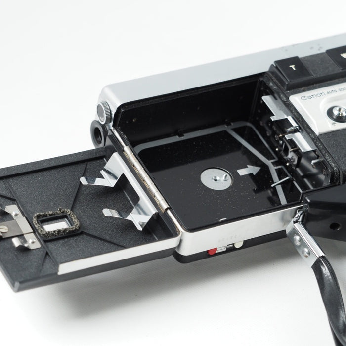 Canon AUTO ZOOM 518 SUPER8 8mm フィルムカメラ ケース ワイドコンバージョンレンズ付 ZOOM LENS C-8 9.5-47.5mm 1:1.8 カメラ レンズ ビデオ #14045