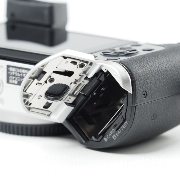 Panasonic LUMIX GX7 ボディ シルバー パナソニック ミラーレス一眼レフカメラ DMC-GX7-S #14489