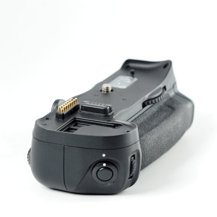 Nikon ニコン マルチパワーバッテリーパック MB-D10 D300 D300S D700用グリップ #14180