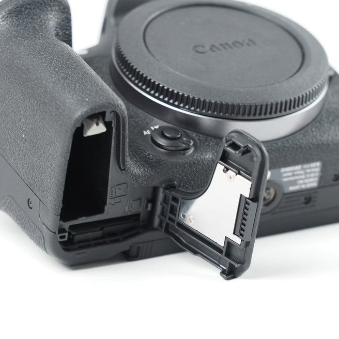 Canon ミラーレス一眼カメラ EOS R10 レンズキット (RF-S18-150mm) ブラック APS-C EOSR10-18150ISSTMLK #14215