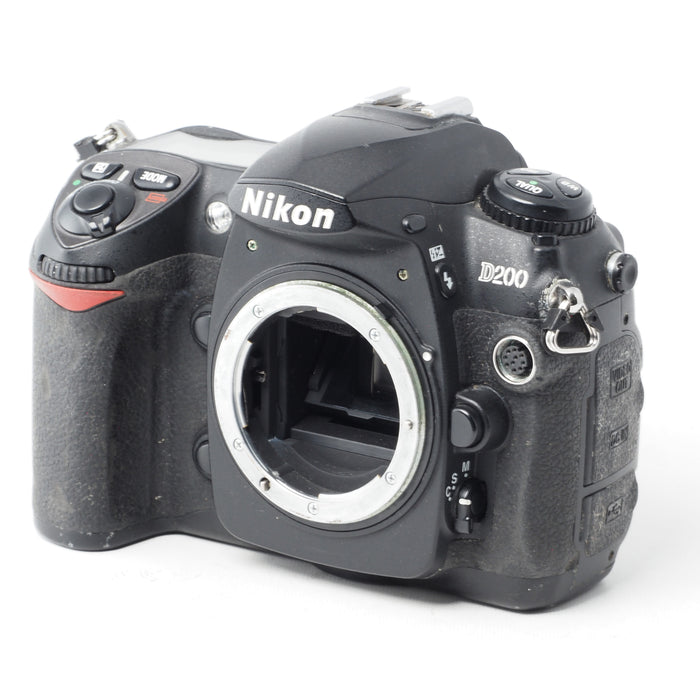 Nikon ニコン D200 ボディ デジタル一眼レフ #15208