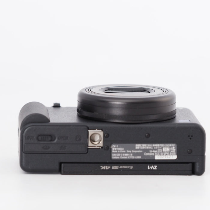 SONY ソニー VLOGCAM Vlog用カメラ ZV-1 シューティンググリップキット(同梱グリップ:GP-VPT2BTブラック、バッテリーパック+1個) ウィンドスクリーン付属 24-70mm F1.8-2.8 ズームレンズ ブラック ZV-1G B #13043