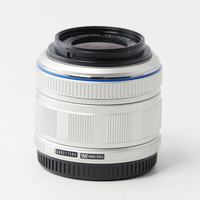 OLYMPUS 標準ズームレンズ M.ZUIKO DIGITAL 14-42mm F3.5-5.6 II シルバー #15778