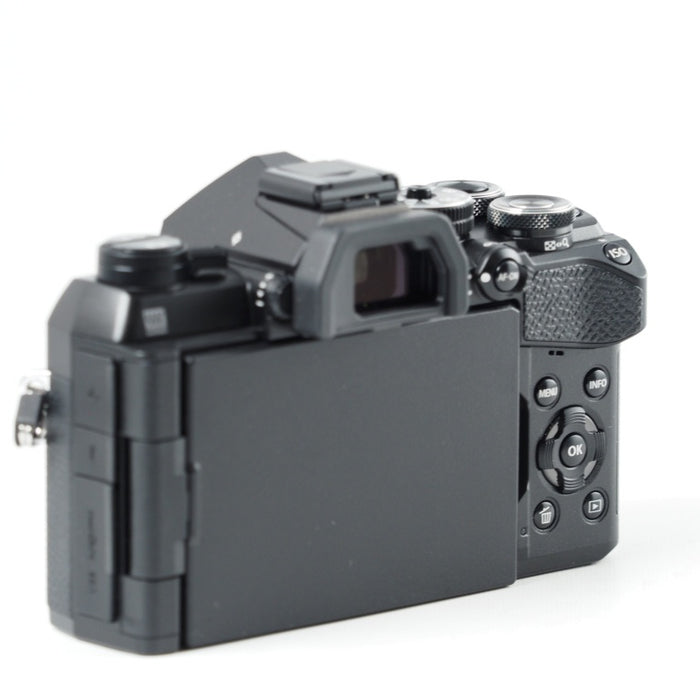 OM SYSTEM ミラーレス一眼レフカメラ OM-5 Mark II ブラック ボディ ブラック オリンパス OM5II #14316