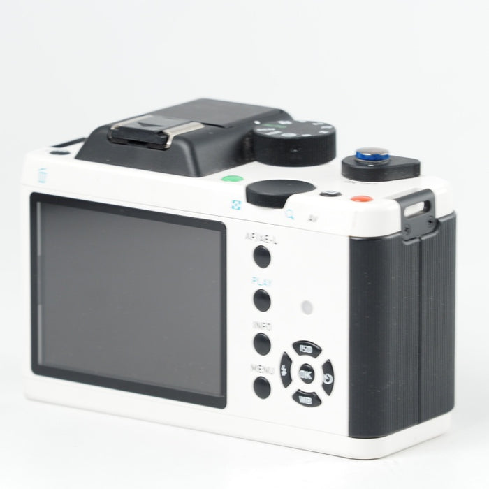 PENTAX ミラーレス一眼レフカメラ K-01 K01 ボディ ホワイト/ブラック ペンタックス K-01BODY #14407