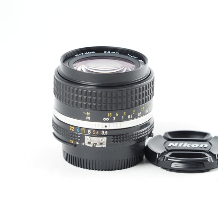 Nikon Ai-s NIKKOR 28mm F/3.5 単焦点 ニコン ニッコール MFレンズ #14115