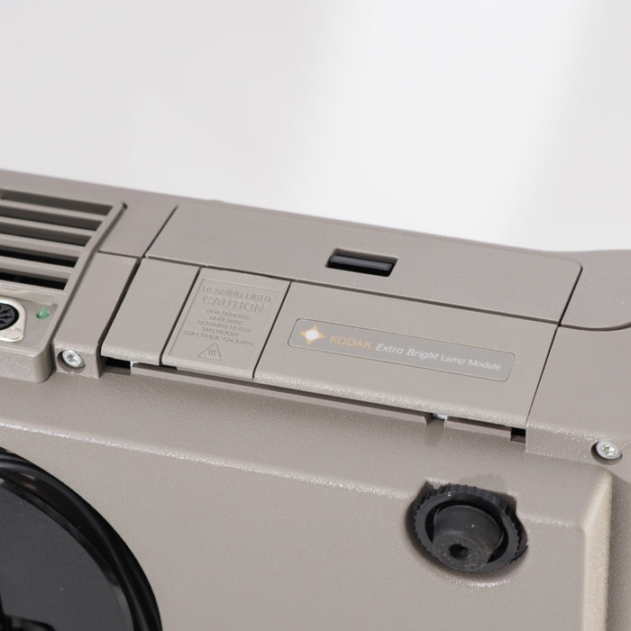 Kodak スライド プロジェクター Ektagraphic III ATS 最終型 自動映写機 C-Eケースつき #13324