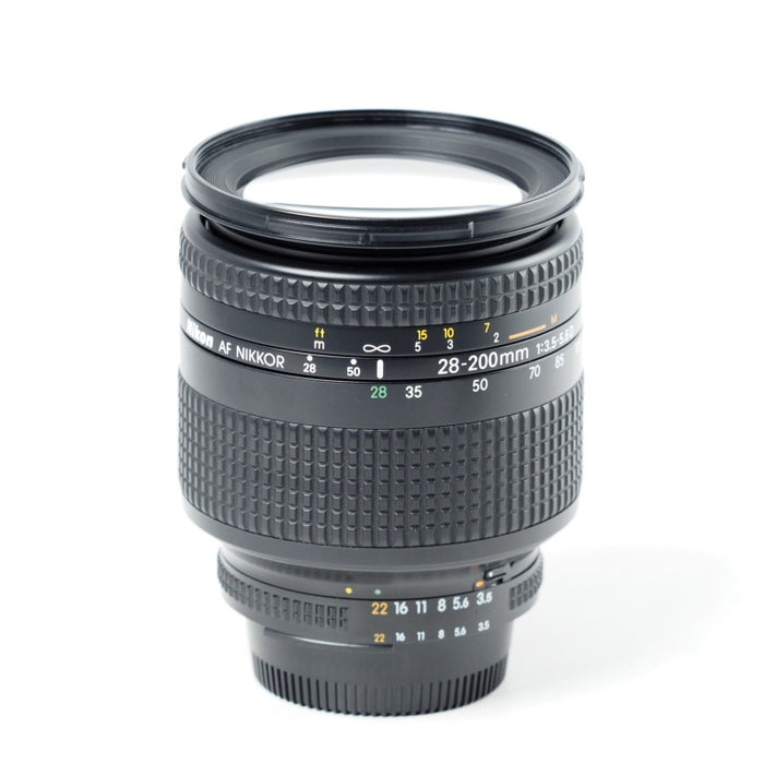 Nikon AF NIKKOR 28-200mm F3.5-5.6D ニコン Fマウント #14500