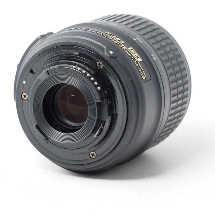 Nikon AF-S DX NIKKOR 18-55mm f/3.5-5.6G VR ニコンFマウント #15608
