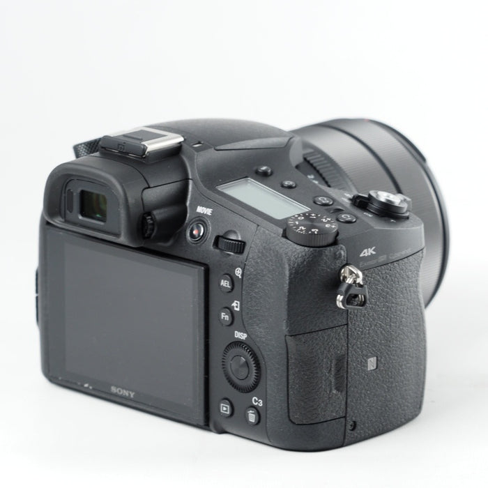 SONY ソニー コンパクトデジタルカメラ Cyber-shot RX10IV ブラック 1.0型積層型CMOSセンサー 光学ズーム25倍(24-600mm) 可動式液晶モニター DSC-RX10M4 #14023