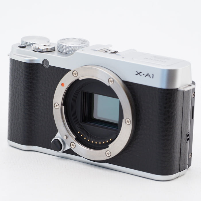 FUJIFILM フジフイルム ミラーレス一眼 X-A1 ボディ シルバー F FX-X-A1 #7557